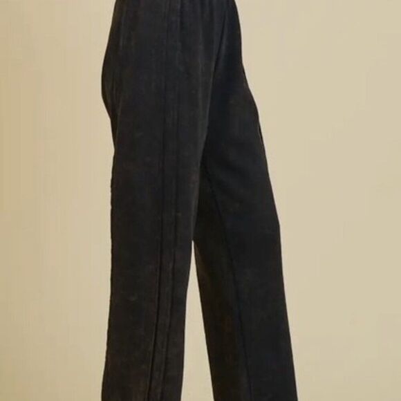 Washed Sweatshirt and Banded Pant Set - Picture 2 of 4